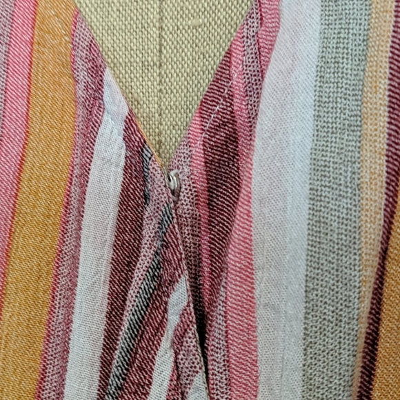 Boutique stripe tank with lace back. Size large - Picture 2 of 4